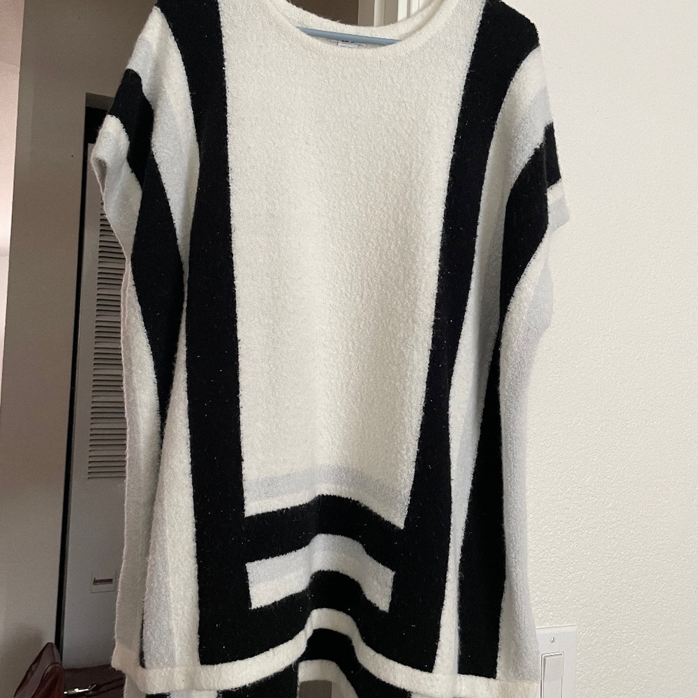 BAR III White Sleeveless Sweater Vest with Black and Gray Stripes Size S/M
